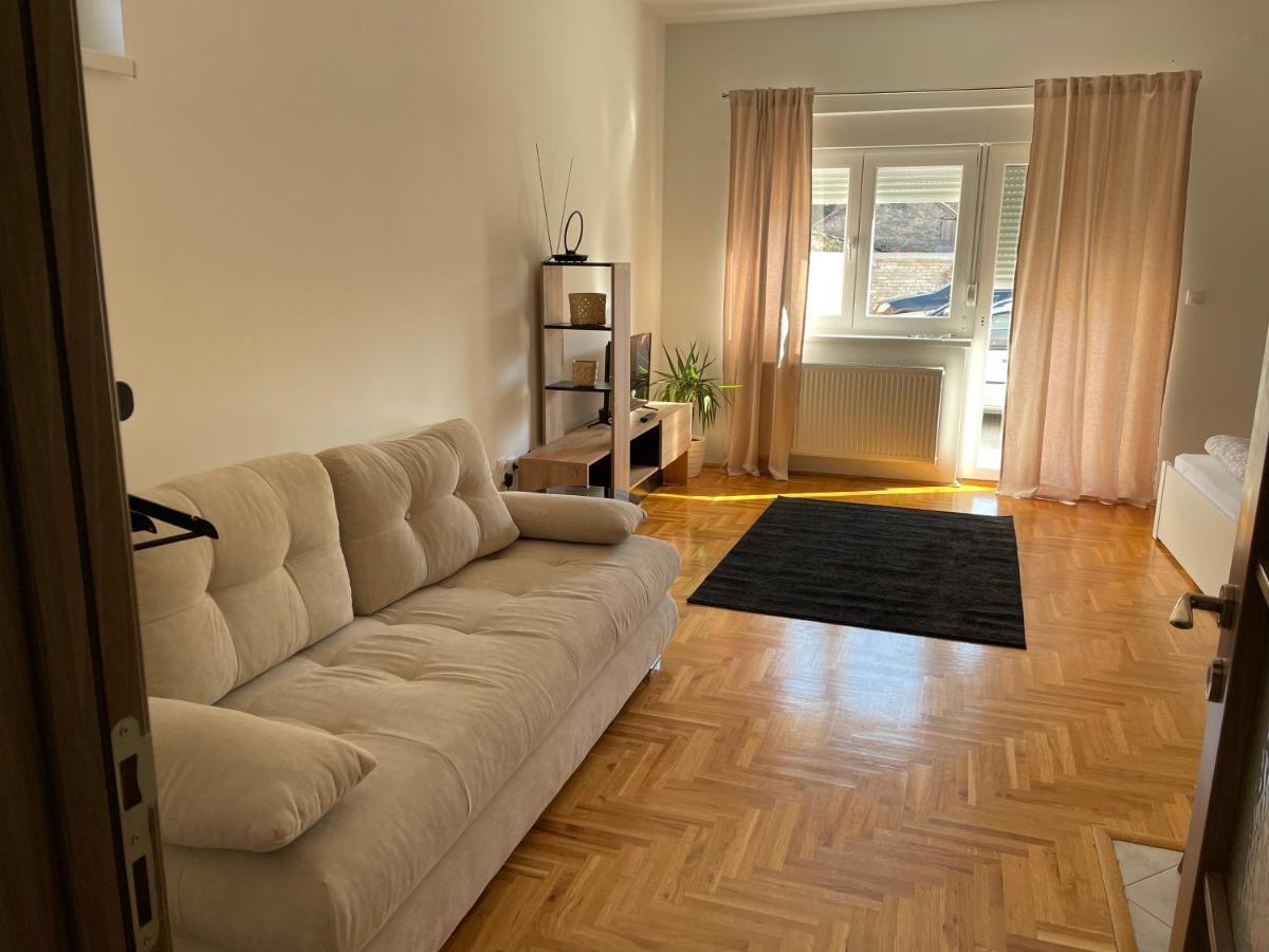 Apartman Sunny Zombor Kültér fotó