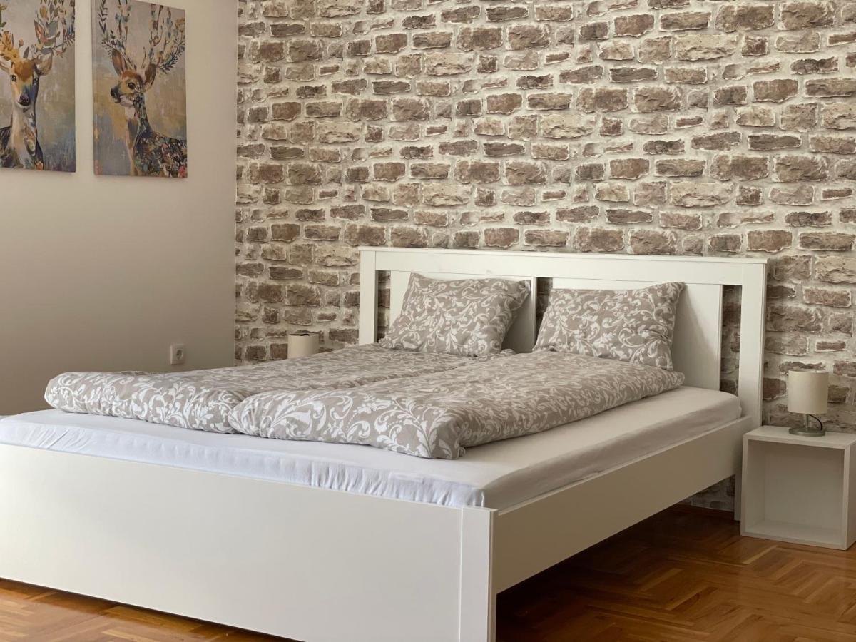 Apartman Sunny Zombor Kültér fotó